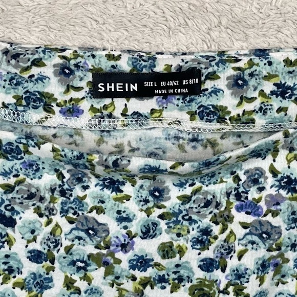 Cottagecore Floral Ruched Top Ditzy Print Puff Sleeve Large Square Neckline - Picture 4 of 15